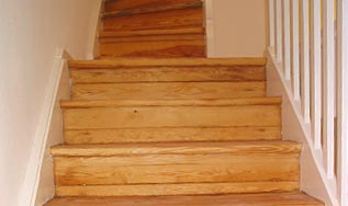 Erneuerung einer massiven Holztreppe